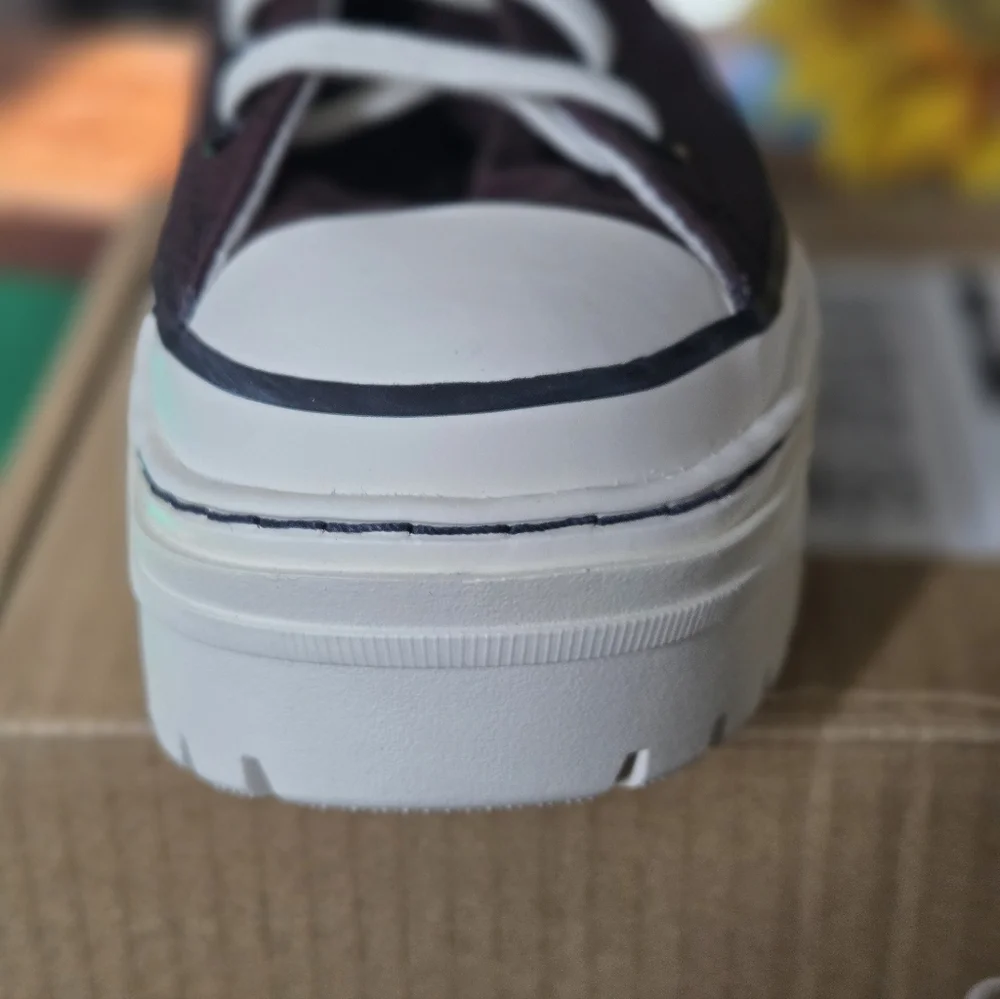 NIB Custom Chuck Taylor All Star Lugged Heel Platform